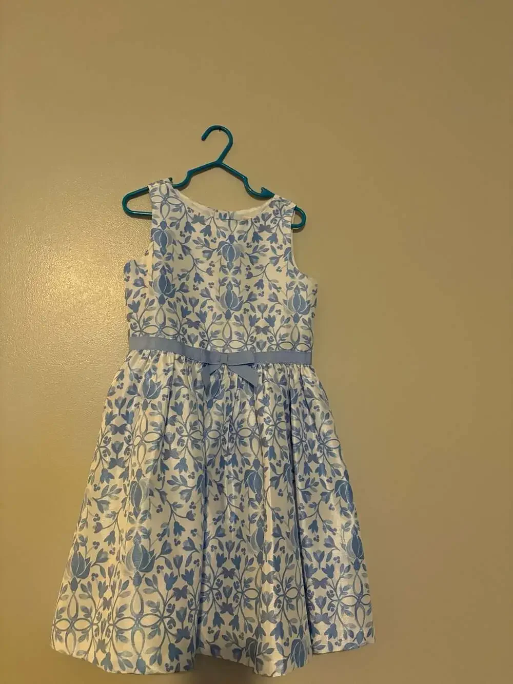 gymboree birthday dress Girls Size 5 Blue and White Floral Brocade Party with Bow Anewsta Women's New Black womens white a line dress This delightful party dress Size:Size 0